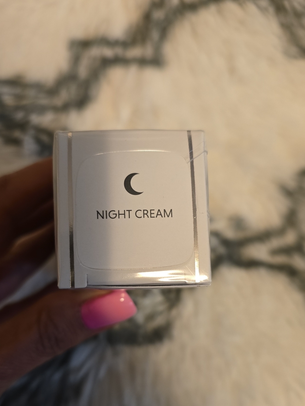 AGE IQ Night Cream - White - Picture 3 of 4
